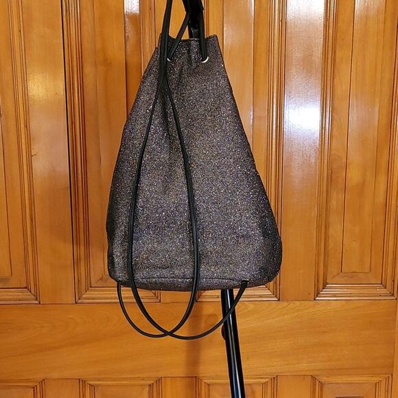 Victoria’s Secret Gray Silver Glitter Sling Backpack NWOT Drawstring Angel Charm - Picture 8 of 9